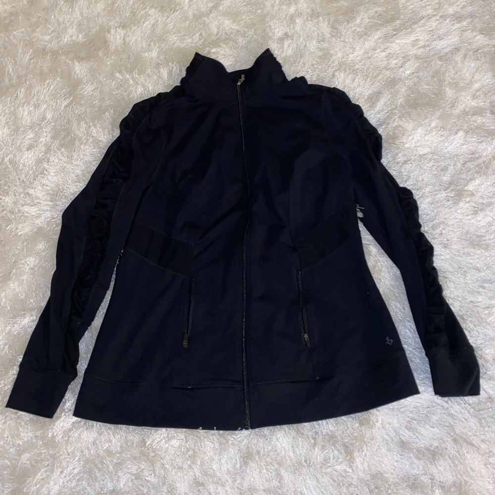 zip up